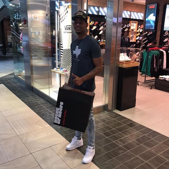 Meet your Posher, Alberto - Picture 1 of 1